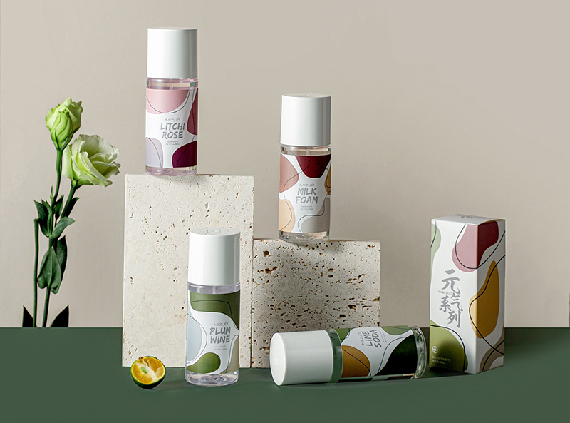 小香氛的大生意：御梵們?nèi)绾螕纹鸢賰|香氛市場(chǎng)？