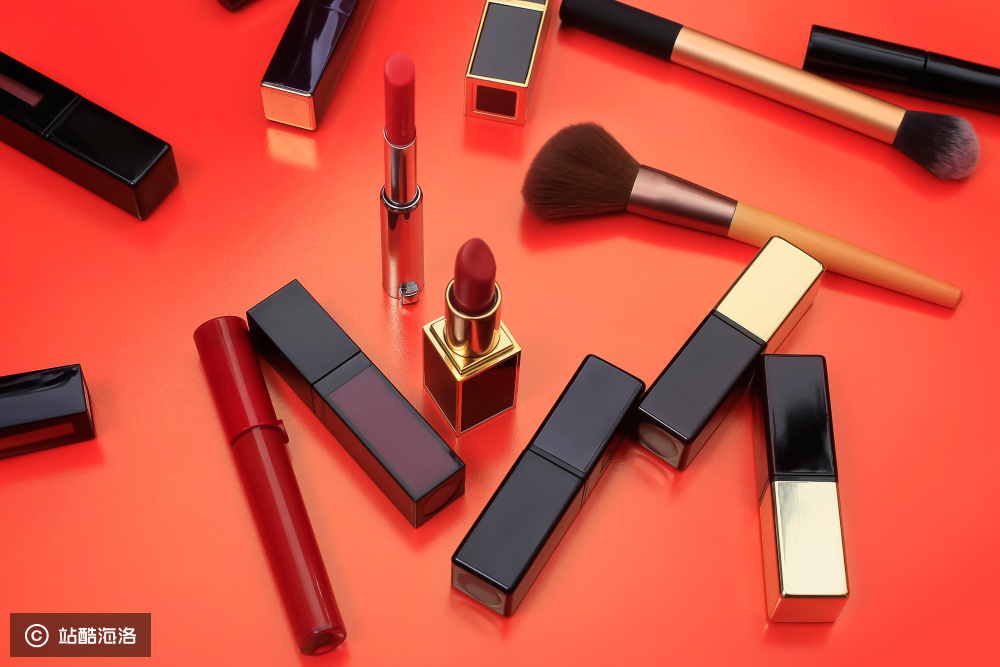 “顏值經(jīng)濟”撬動中國化妝品市場 “顏值經(jīng)濟”撬動中國化妝品市場